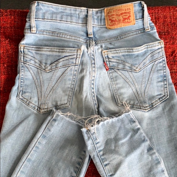 LEVI Jeans - High Rise Skinny - Picture 3 of 8